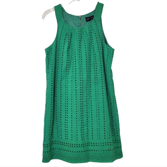 isabel & nina Dresses & Skirts - Isabel & Nina Green Eyelet Mini Dress Size 8